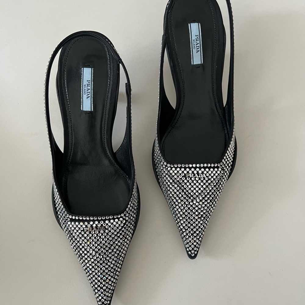 🔥$1100🔥 Prada Crystal Embellished Logo Slingback Sandals Shoes - Picture 4 of 9